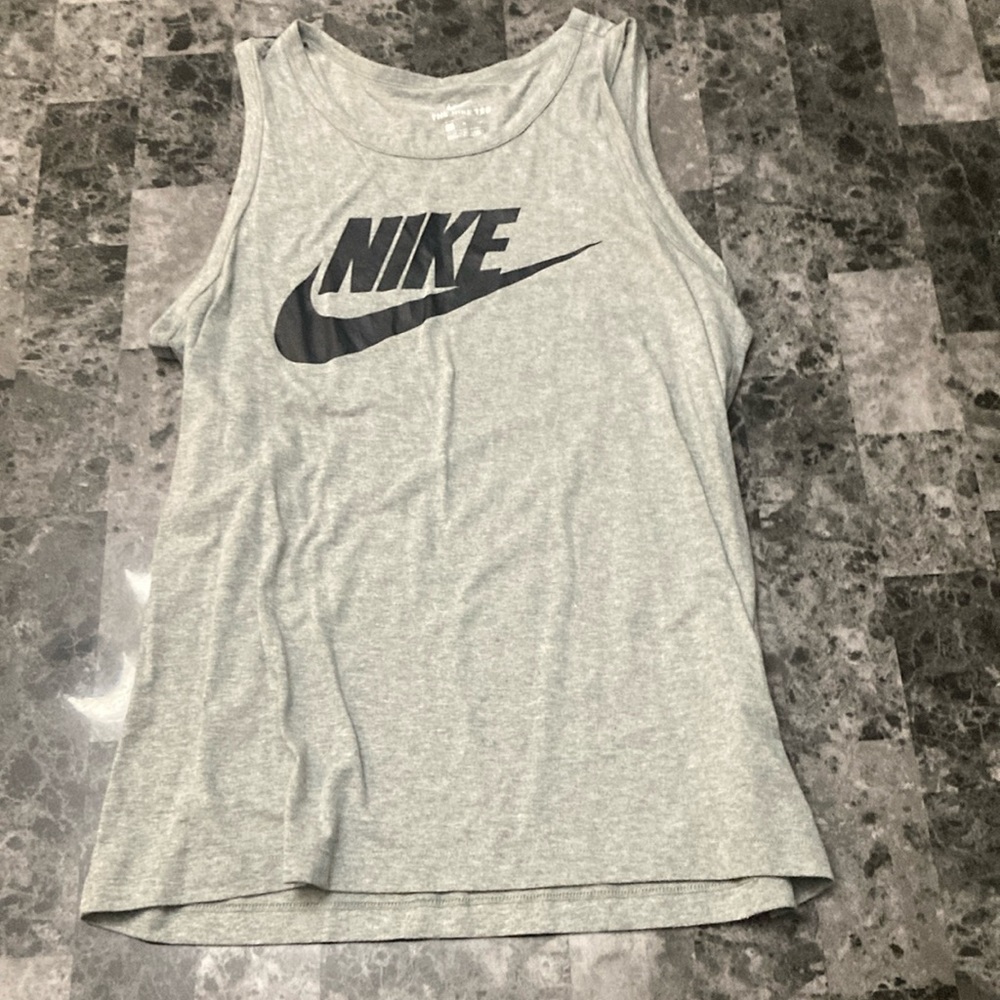 Grey Nike tank top shirt, Men’s medium